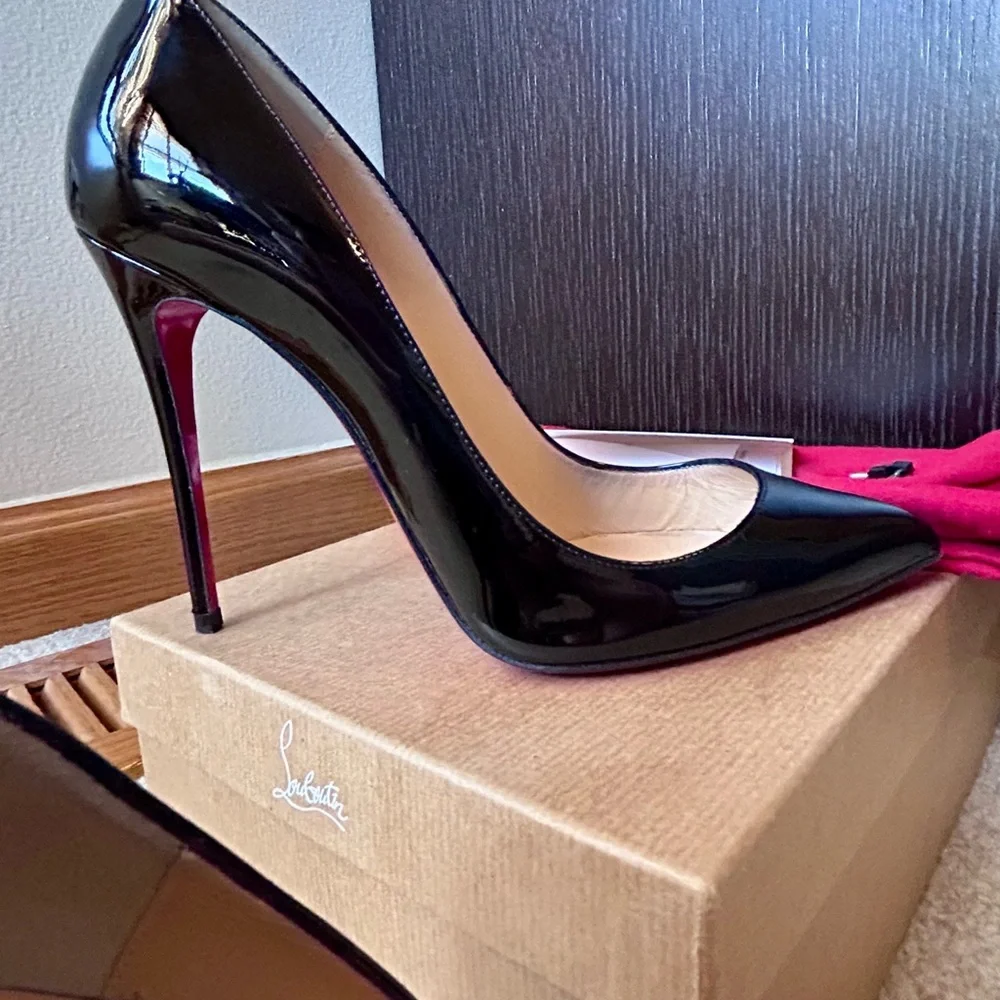 Christian Louboutin - Pigalle Follies 100 - Picture 11 of 14